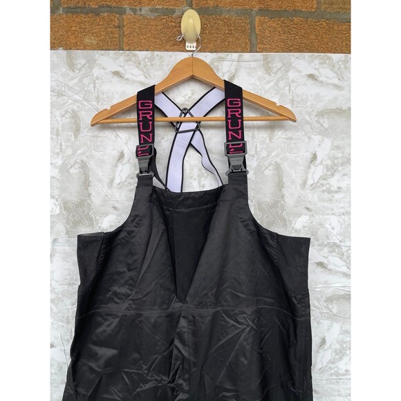 Grundéns Neptune bib overalls. Size medium - Picture 3 of 13